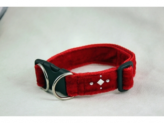 Halsband Pannesamt rot mit Swarovski- Verzierung
